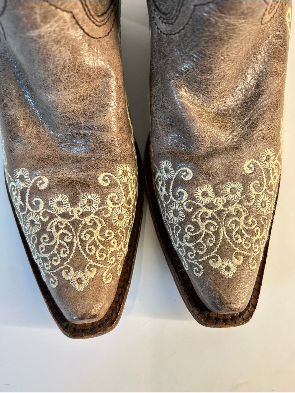 Corral Women's Brown Leather Embroidered Cowboy Boots Snip Toe
A 1094 Size 7 M - Picture 8 of 11